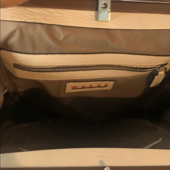 Marni Bag in Great Condition with White Leather - Picture 9 of 10